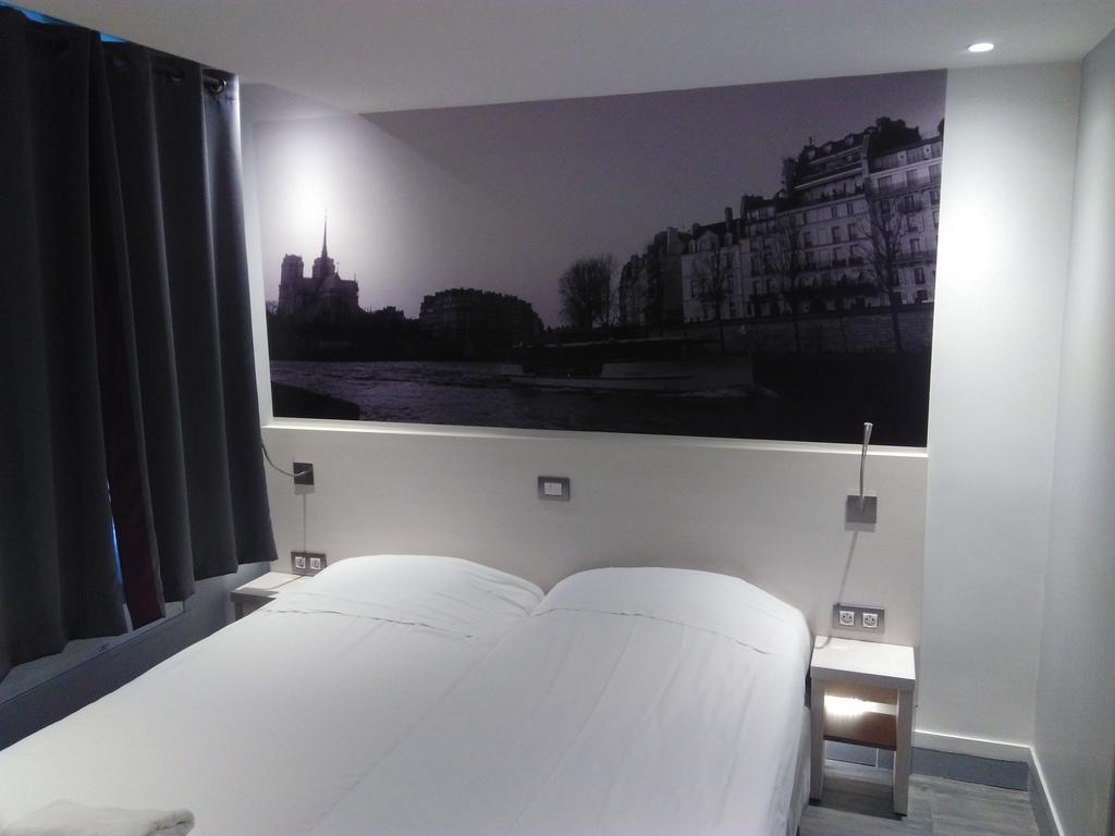 Hotel Kyriad 12 Nation